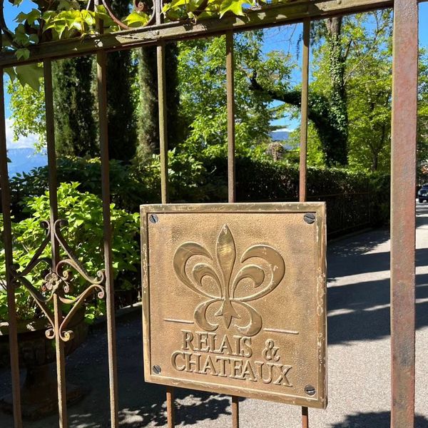 Celebrating 70 years of @relaischateaux 🎁 For seven decades, our Association has been crafting...